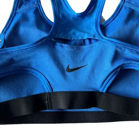 NIKE Women’s DRI-FIT Padded Medium Support Sports Bra, Blue 928983-100, Medium - Picture 8 of 10
